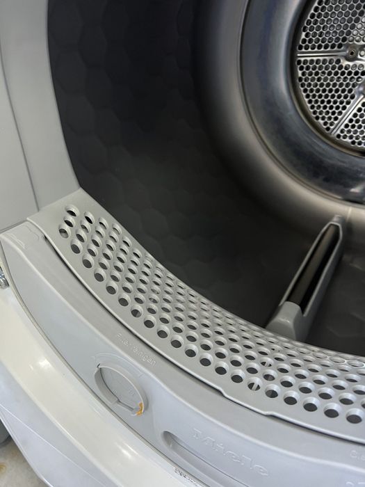 Сушильна машина MIELE TWF 500 WP