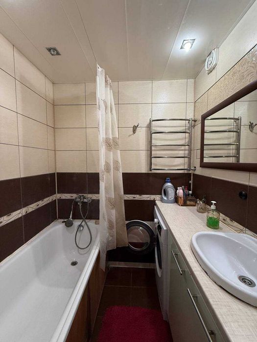 Оренда трикімнатної квартири в рні ПЗР, Епіцентр