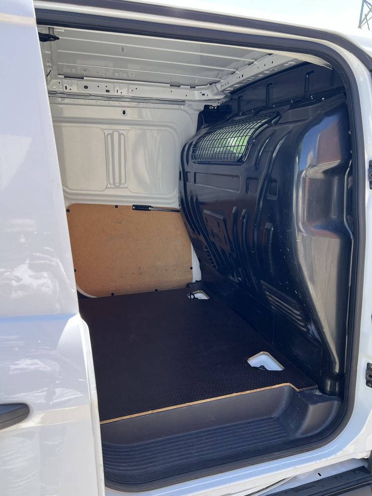 Ford transit conect  2015