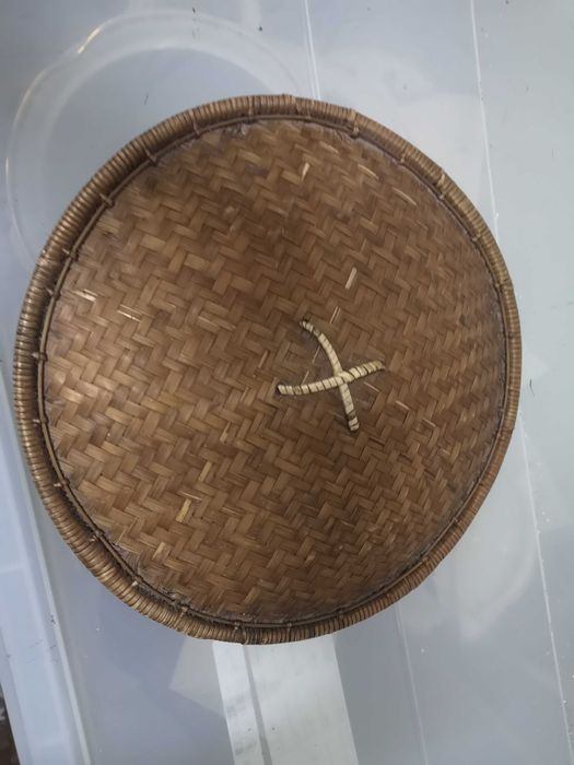 Cesto roupa em palhinha