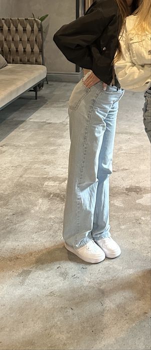 Джинсы stradivarius 32