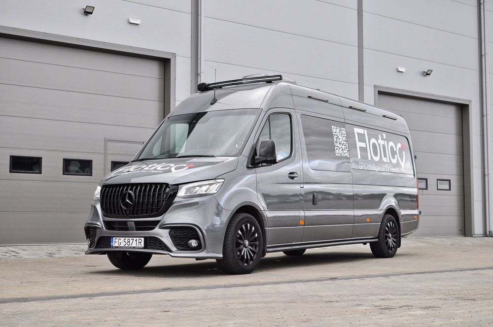 Mercedes-Benz Sprinter 319 Kamper  KAMPER z pełną zabudową / długi L3H2 / 4-miejsca / FV23%