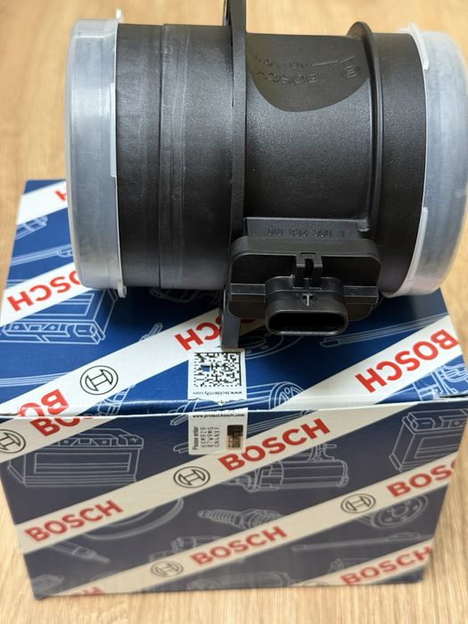 03L906461A Оригінал Датчик температури та масової витрати повітря VAG