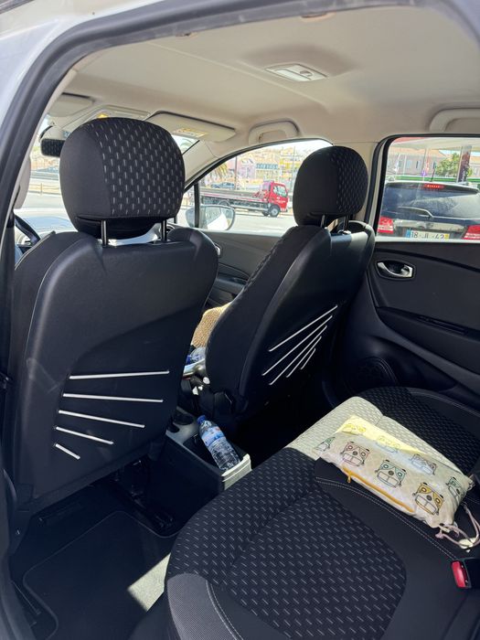 Renault Captur caixa automática