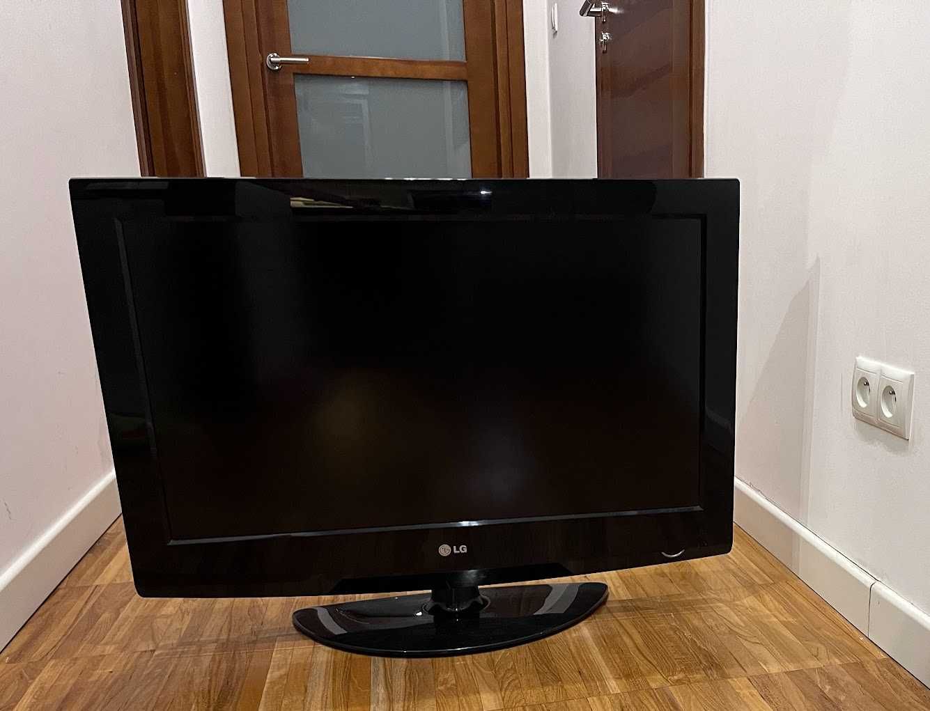 Telewizor LG 32LF2510 32" sprawny