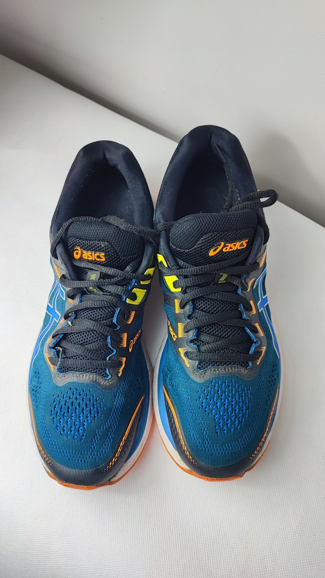 Buty sportowe do biegania męskie Asics gt2000 rozmiar 44 wkładka 28 cm