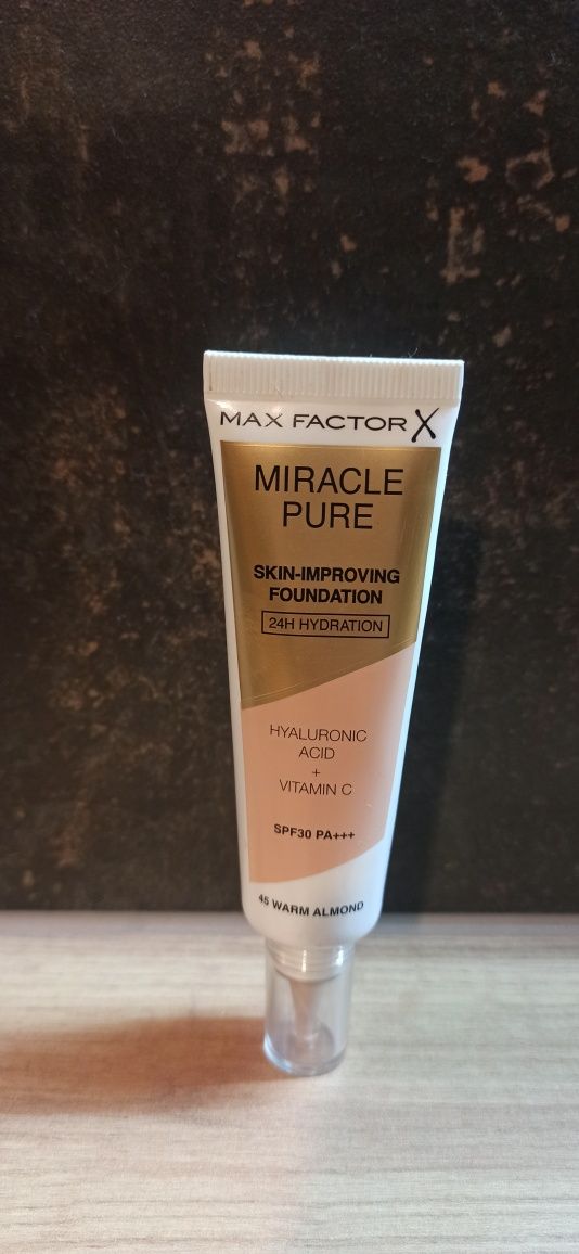 Max Factor Miracle Pure 045 Warm Almond