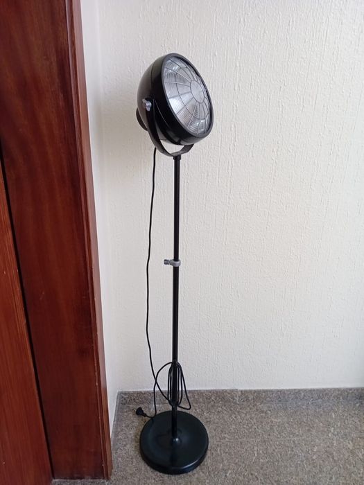 Candeeiro de pé industrial