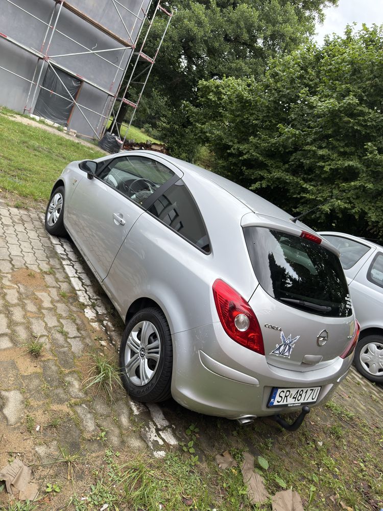 Opel Corsa D satelite 2011r 1.2 sprowadzona