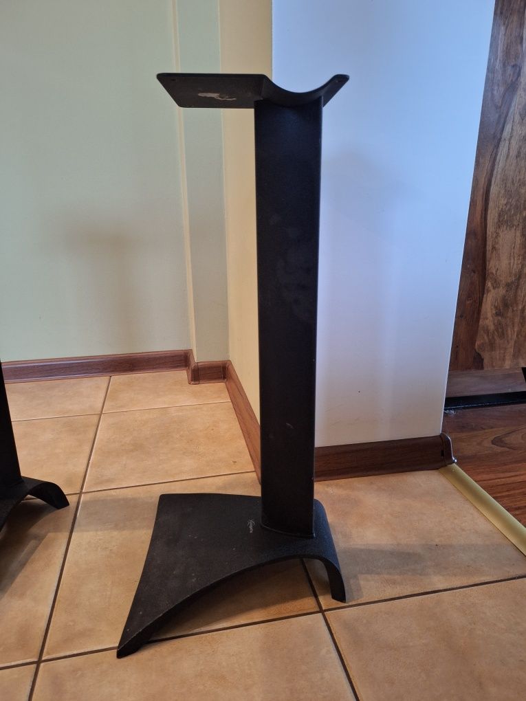 Stojaki głośnikowe  Vogel's standy