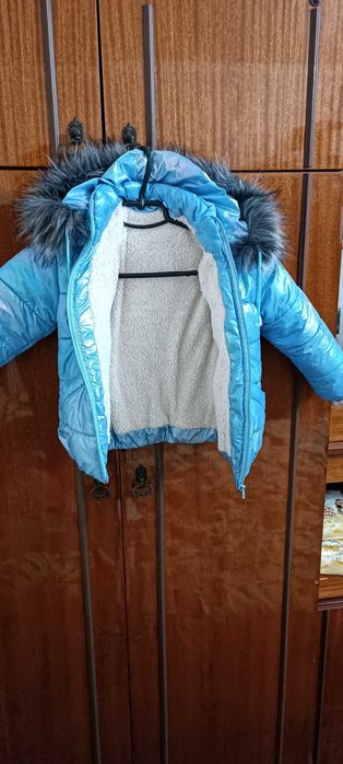 Зимова дитяча куртка на овчині