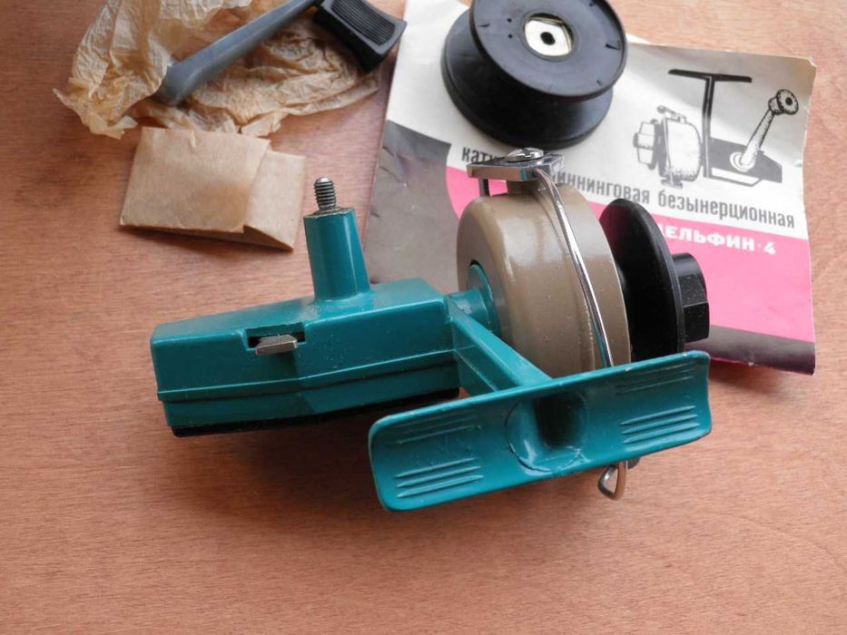 kołowrotek DELFIN-4 radziecki kolekcjonerski