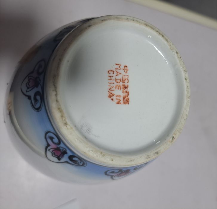 Pote chinês 26cm, altura.