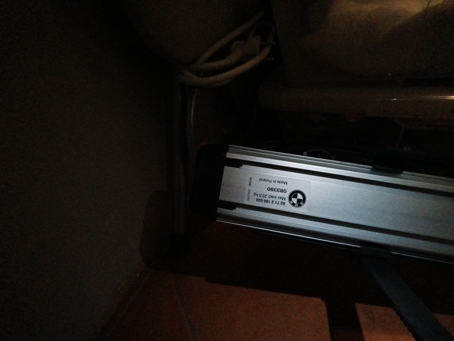 Uchwyt / bagażnik rowerowy BMW na 2 rowery ‒  bez klucza