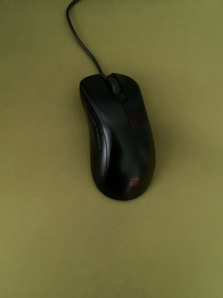 Игровая мышь, Zowie EC1-B.
