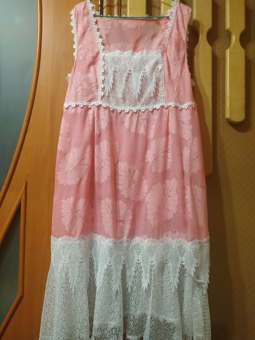 Нічна сорочка з рюшами, 52-54 р. нова