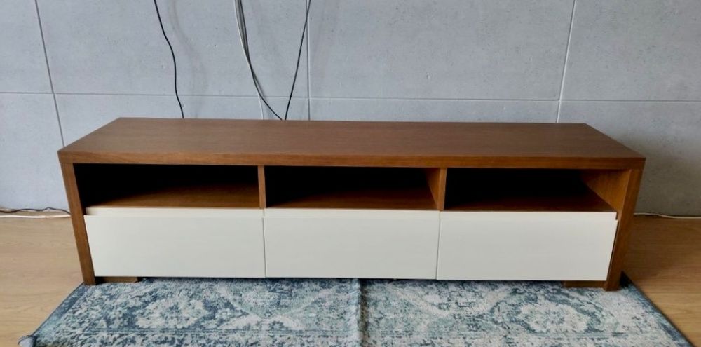 Szafka RTV fornir naturalny