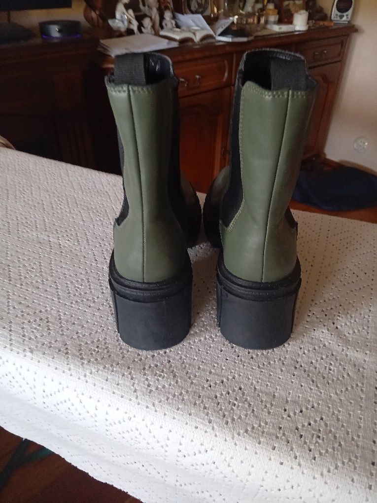Nowe sztyblety sprzedam