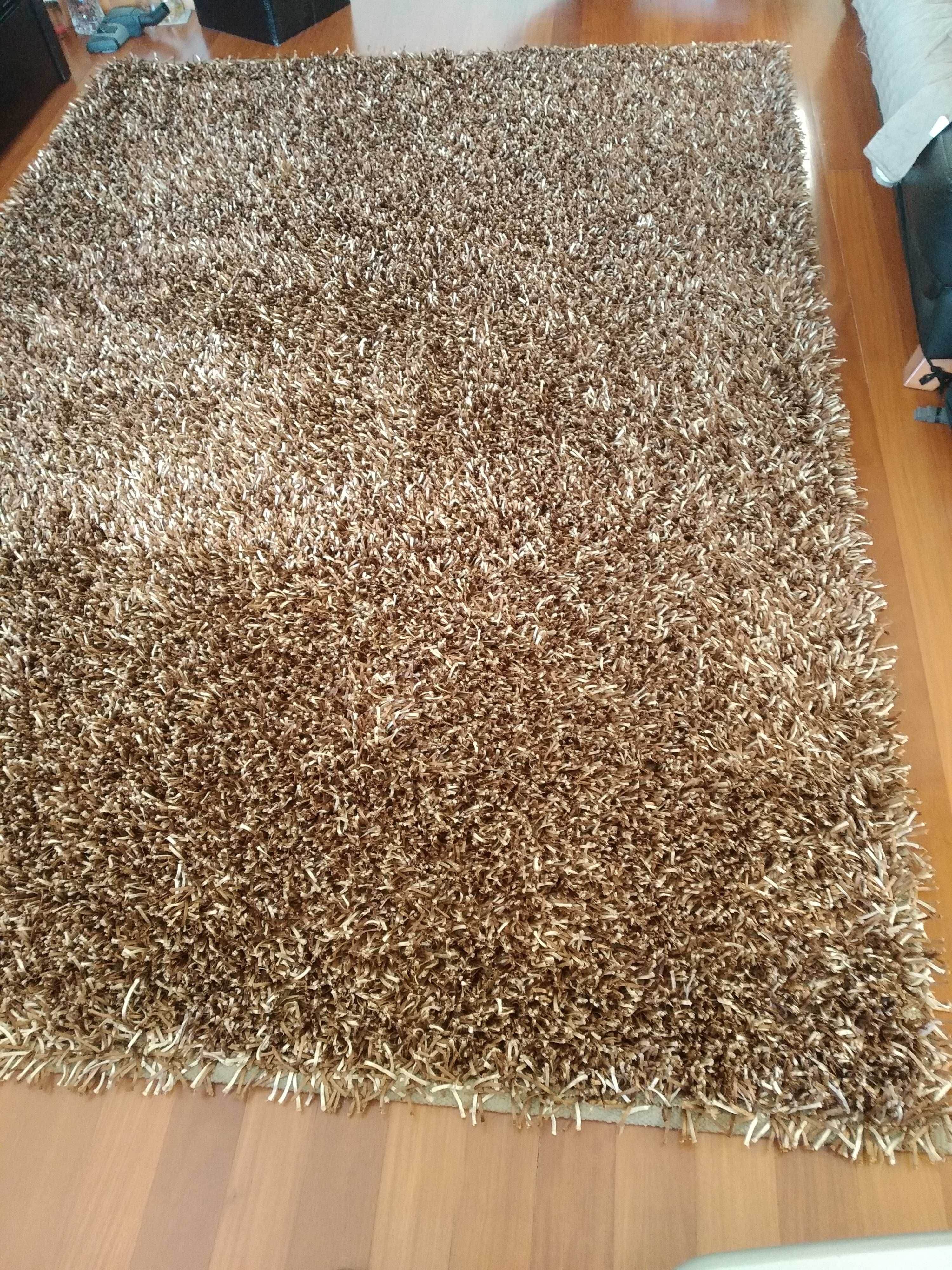 Carpete pelo alto Castanho e Bege - 2m X 3m