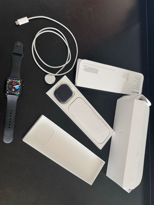 Apple Watch Series 10, GPS, 46mm, Jet Black, igła!