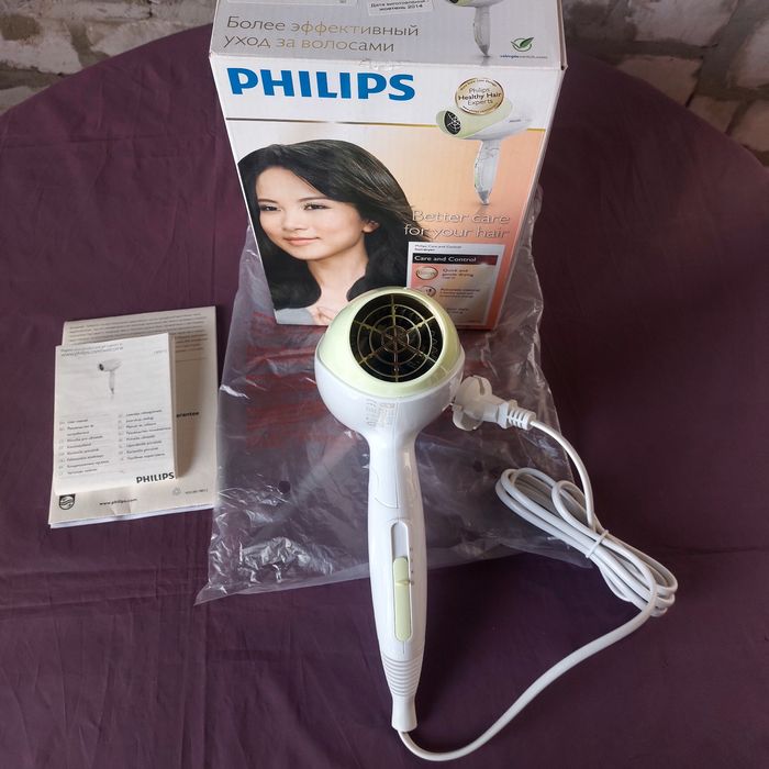 Продам фен Philips HP8115