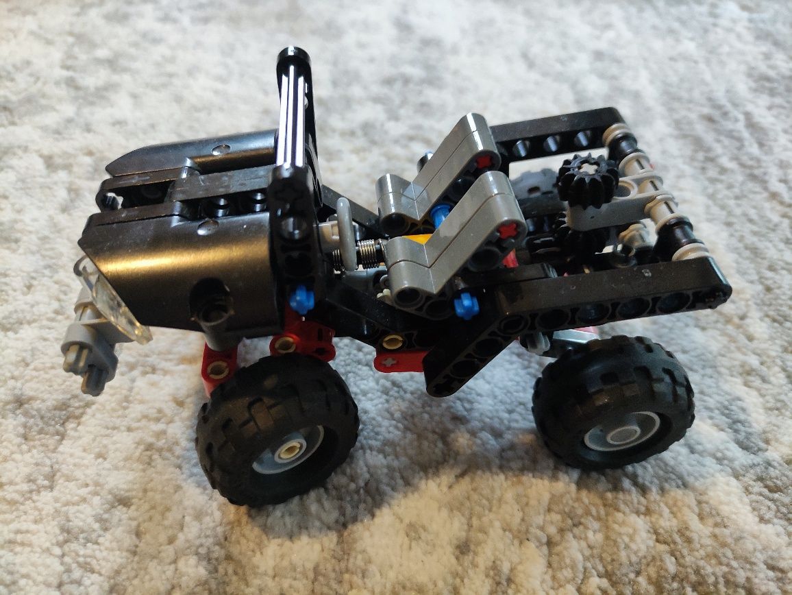 LEGO 8066 Technic Samochód terenowy 2011 rok 100% kompletny