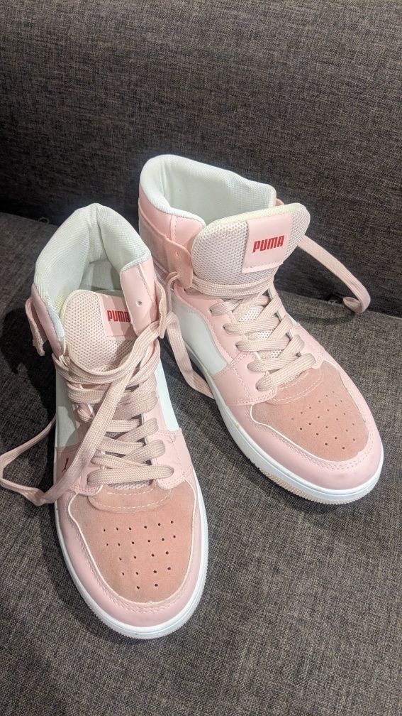 Продам кросівки Puma