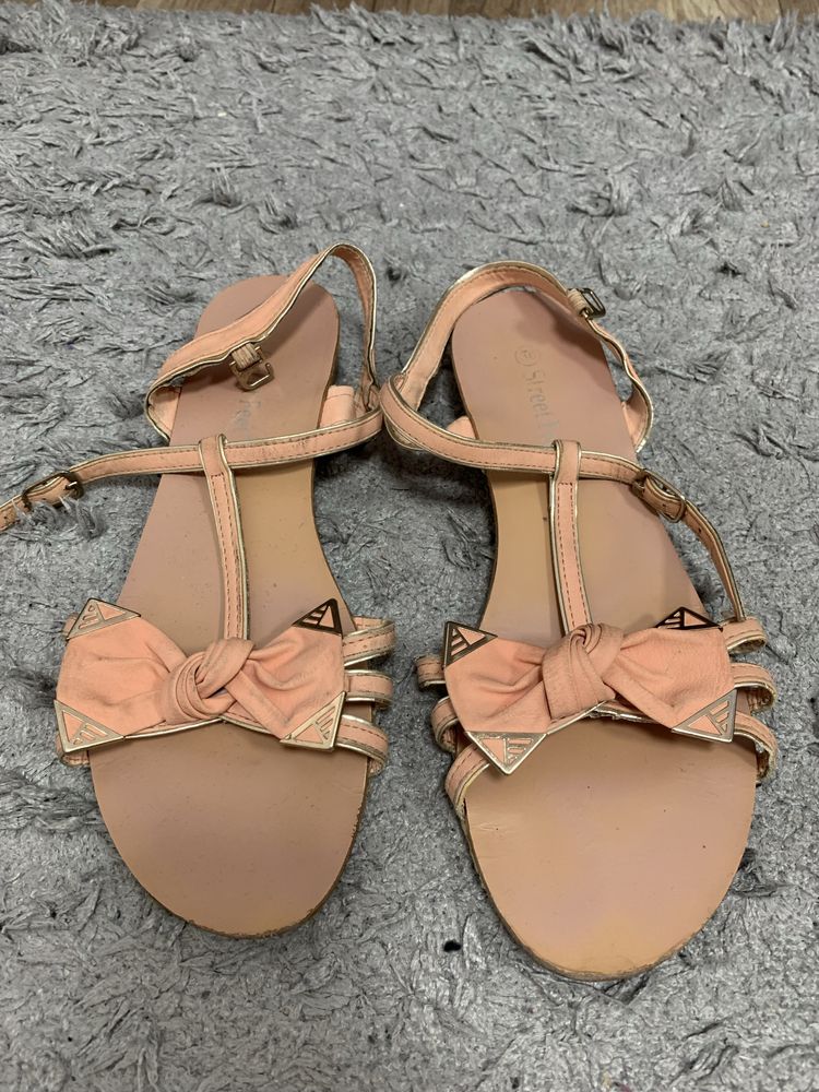 Buty Sandały damskie 36