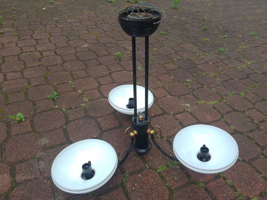 Żyrandole lampy wiszące oświetlenie wnętrza 3 i 5 ramienne metalowe