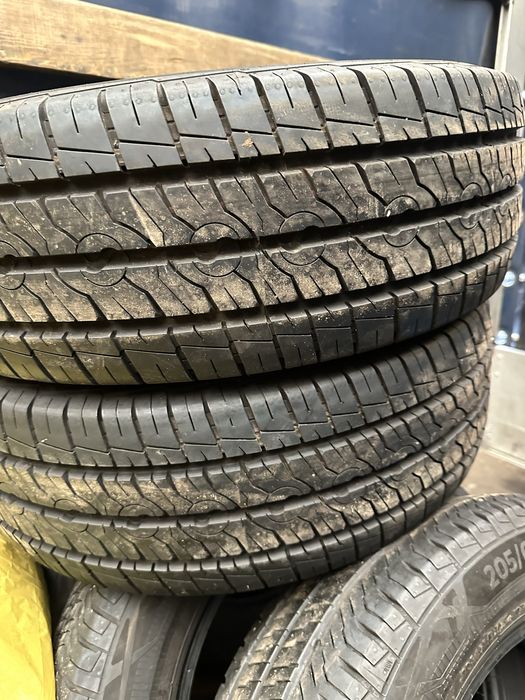 Semperit 215/70 R 15 C