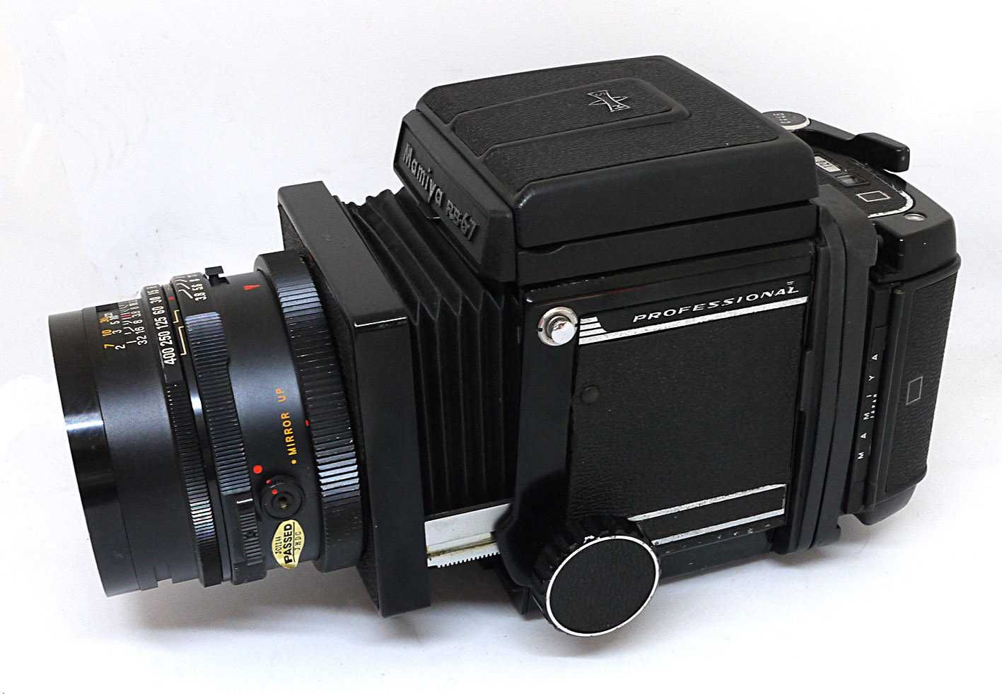 Mamiya RB 67 completa com objetiva 90mm