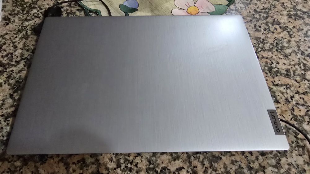 Computador Portátil Lenovo IdeaPad 3 15IIL05