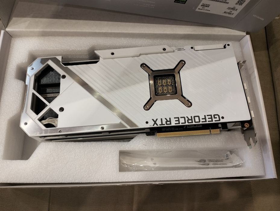 Asus Strix RTX 3090 24Gb повний комплект