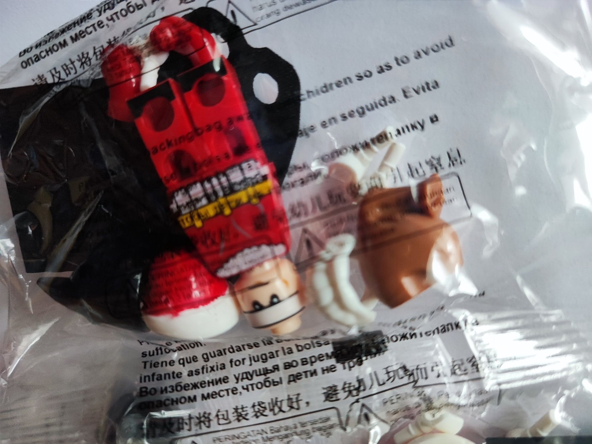 Batman św Mikołaj NOWA minifigurka marki KOPF klocki