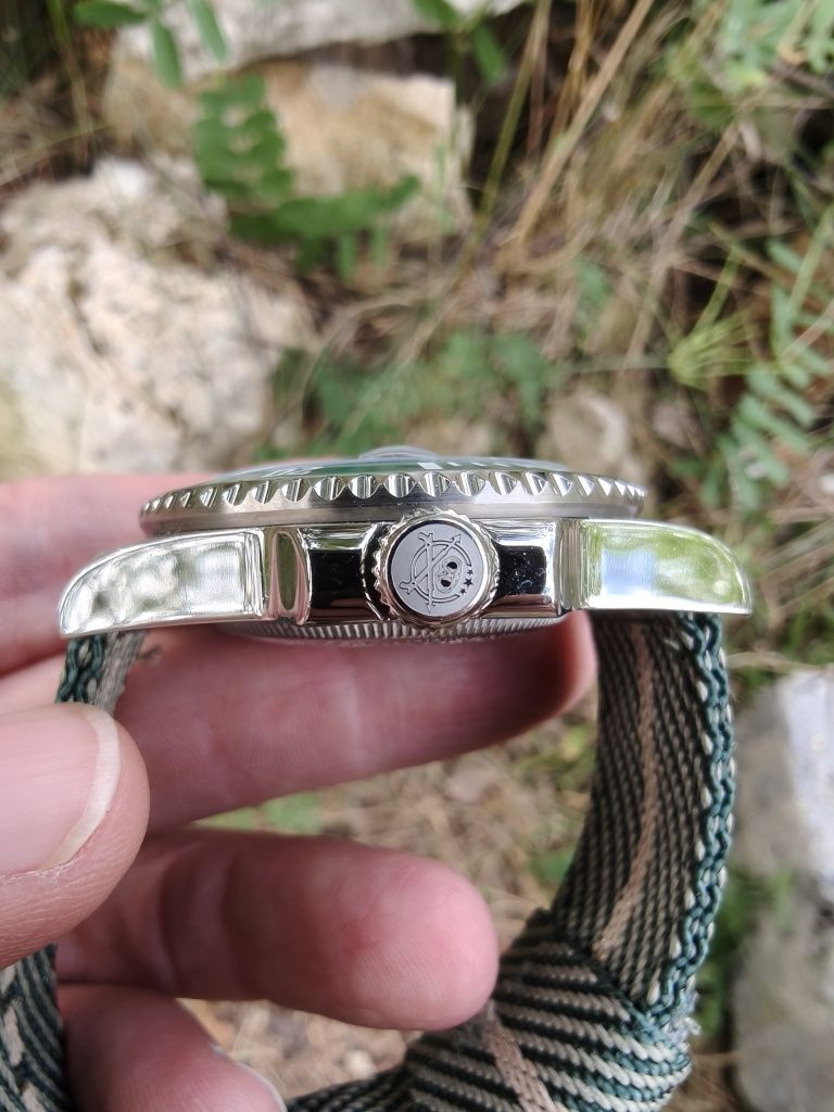 addiesdive diver nurek