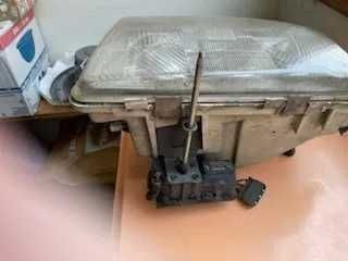 Farol Saab 9000 turbo