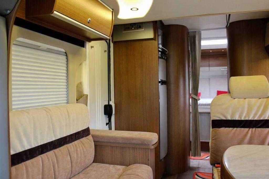 Autocaravana Burstner Ixeo 724 plus -Como nova - cama central