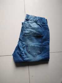Jeansowe spodnie -jogersy Cropp W28L30