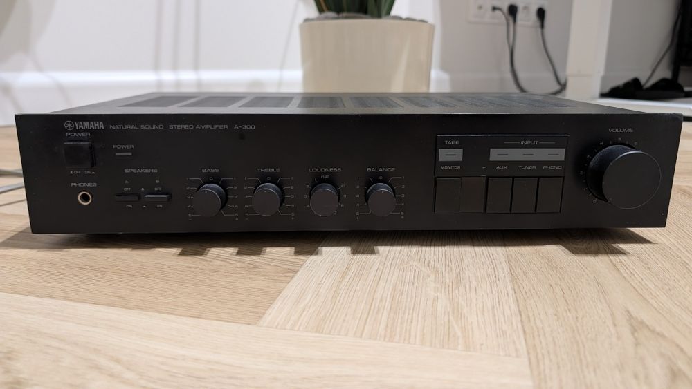 Wzmacniacz Yamaha A-300