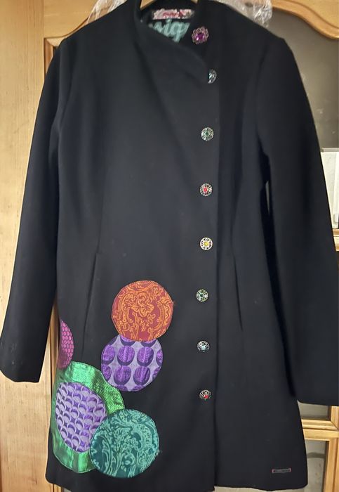 Пальто жіноче Desigual, розмір xl