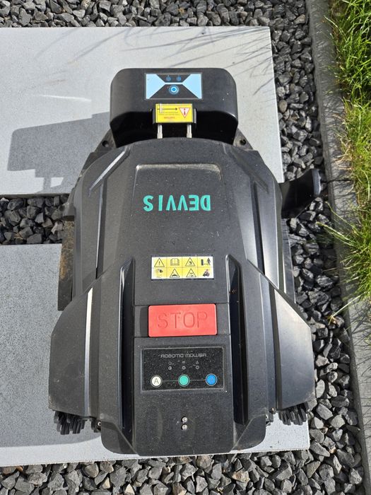 Robot koszący w pełni sprawny