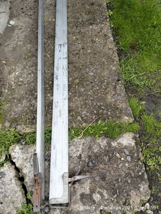 Планка для кріплення вантажу