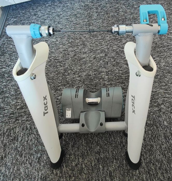 Trenażer rowerowy Tacx Vortex Zwift i inne dorzucam oponę Michelin