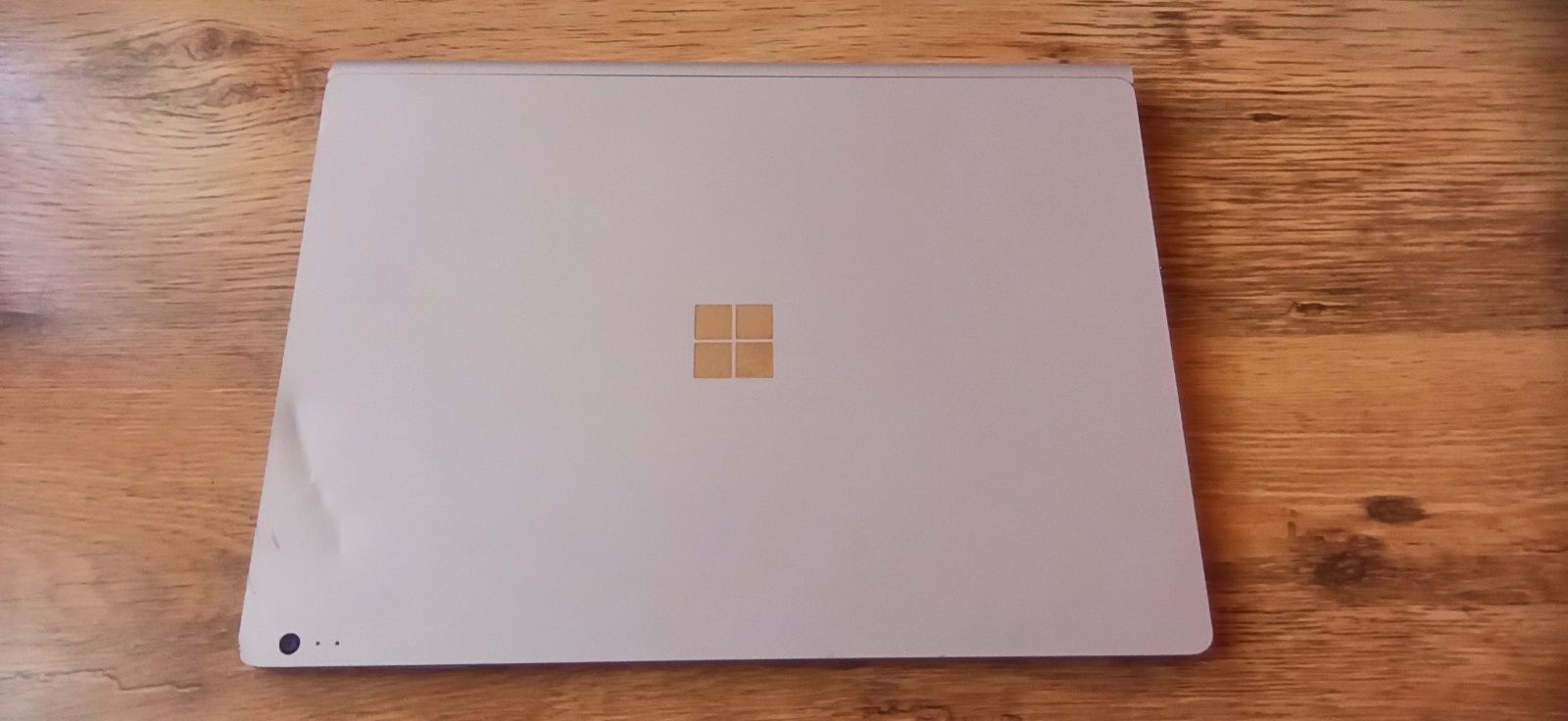 Microsoft Surface Book 2