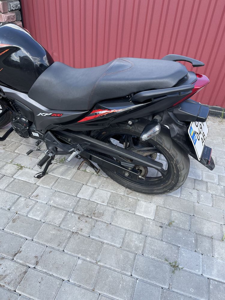 Продам Lifan kp200