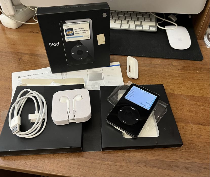 iPod Classic 5 30gb RockBox Комплект