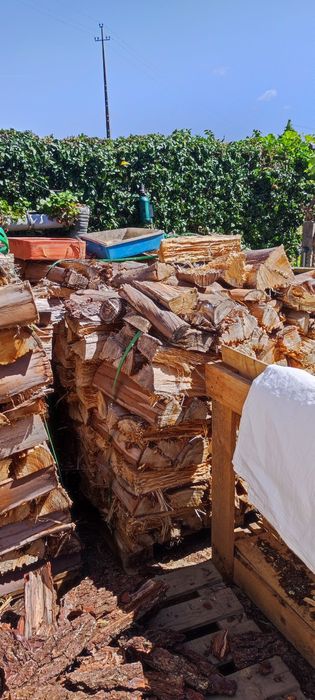 Lenha Eucalipto - saco 24kg +/-