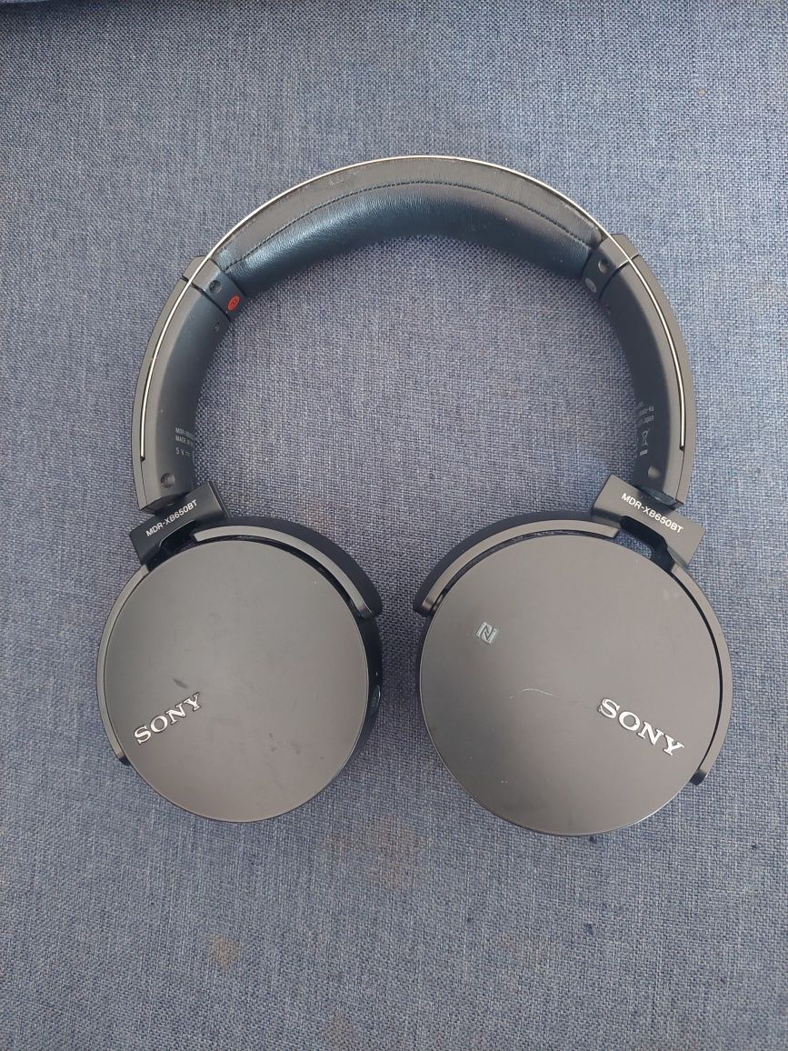 Auscultadores Bluetooth SONY mdr-xb650bt