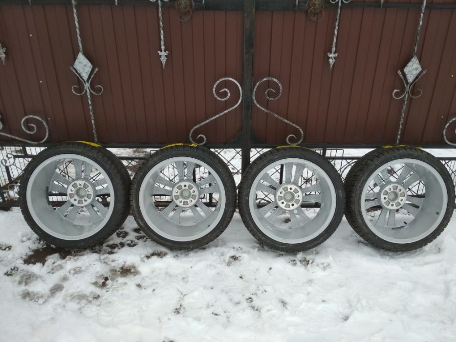 Литые диски Skoda VAG дизайн Trinity r17 5x100, шины Pirelli sottozero