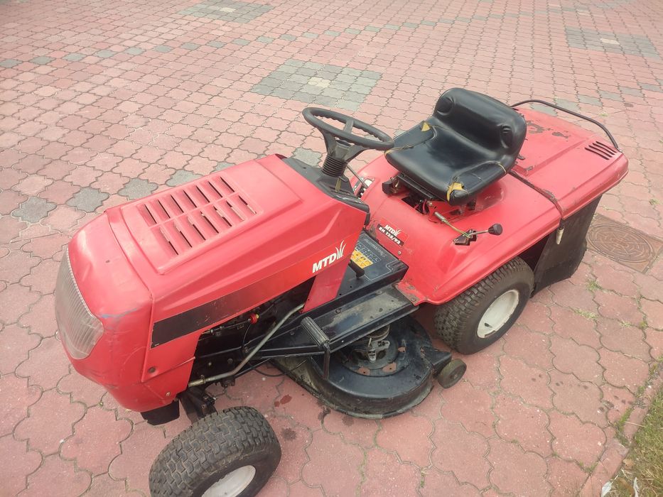 Traktorek kosiarka MTD z koszem 13KM